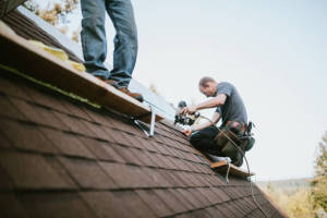 Local Roofers in Oak Park Hgts, MN